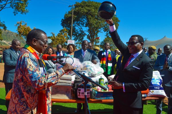 malawi-s-president-dr-lazarus-chakwera-and-zimbabwean-president-emmerson-mnangagwa-doing-symbolic-presentation-on-donations-to-cyclone-freddy-victims-at-kapeni-photo-arkangel-tembo-mana2F34E1F2-D030-CD7E-7FB6-221CF7836381.jpg